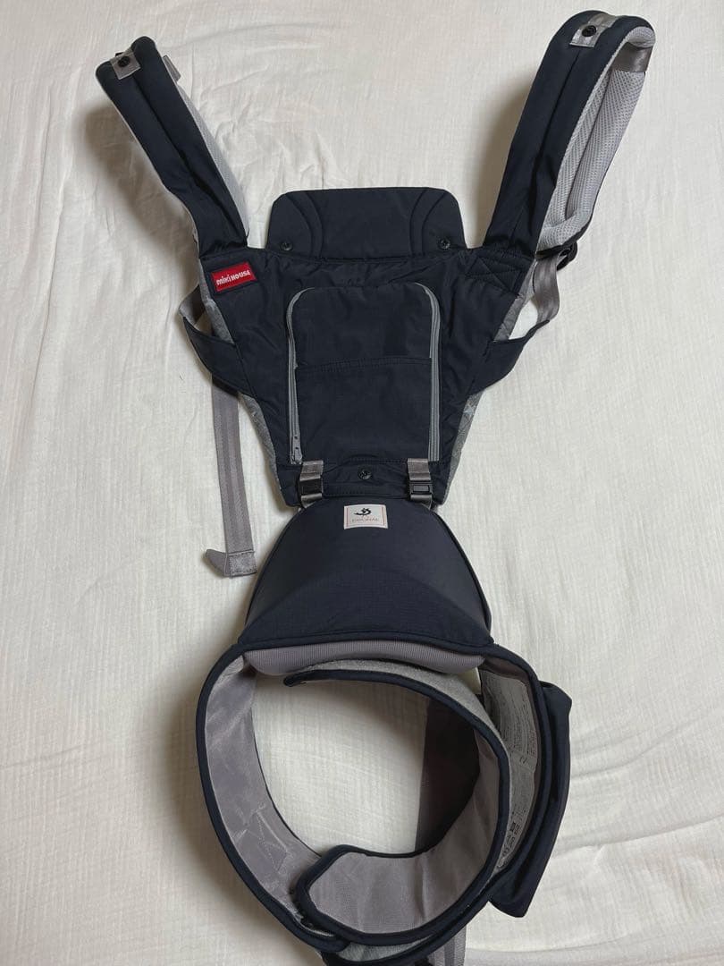 【美品】ミキハウス×ポグネー ベビーキャリア 抱っこひも 星柄ブラック