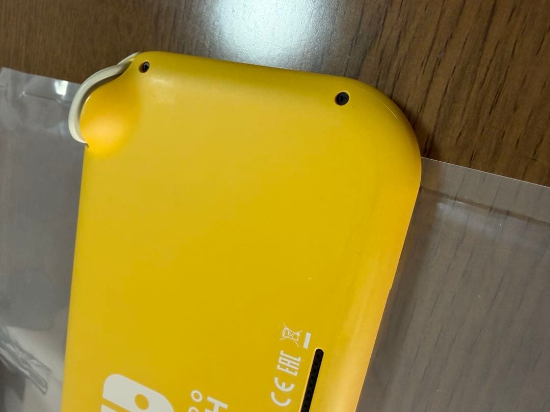 Nintendo Switch Lite yellow イエロー　本体