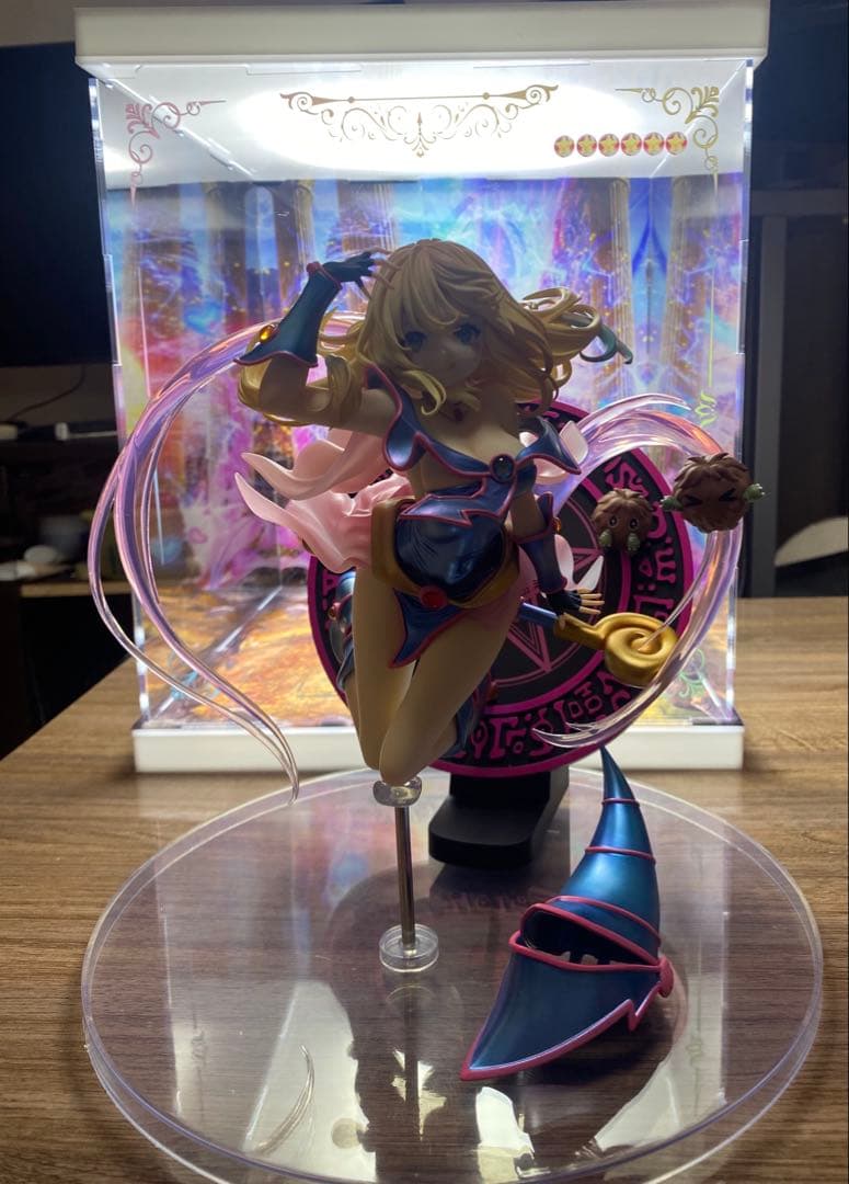 1/6 マギアーツ ブラックマジシャンガール フィギュア 専用ケース上下照明付