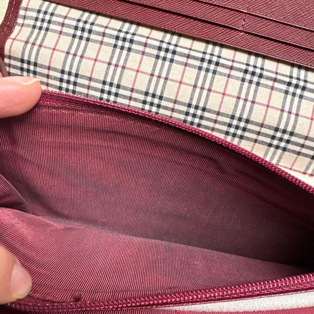 Burberry バーガンディ 長財布