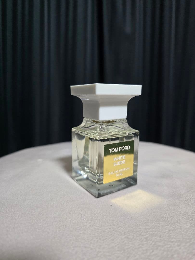 トム・フォード　ホワイトスエード　オードパルファム　スプレイ