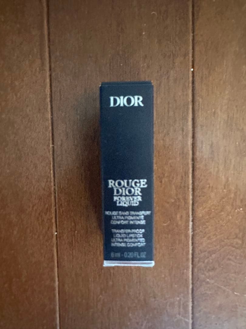 Dior ルージュディオールフォーエヴァーリキッドシークイン