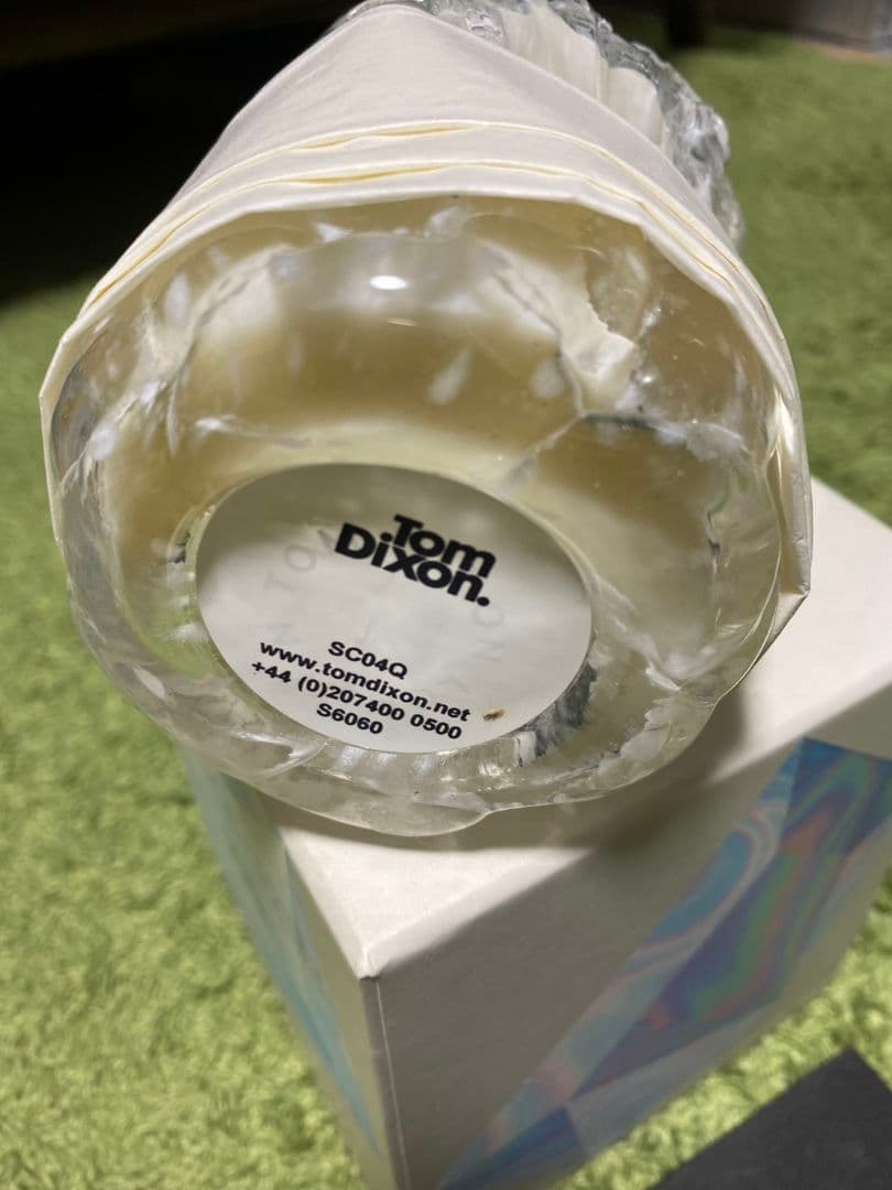 新品　Tom Dixon Scent QUARTZ アロマキャンドル
