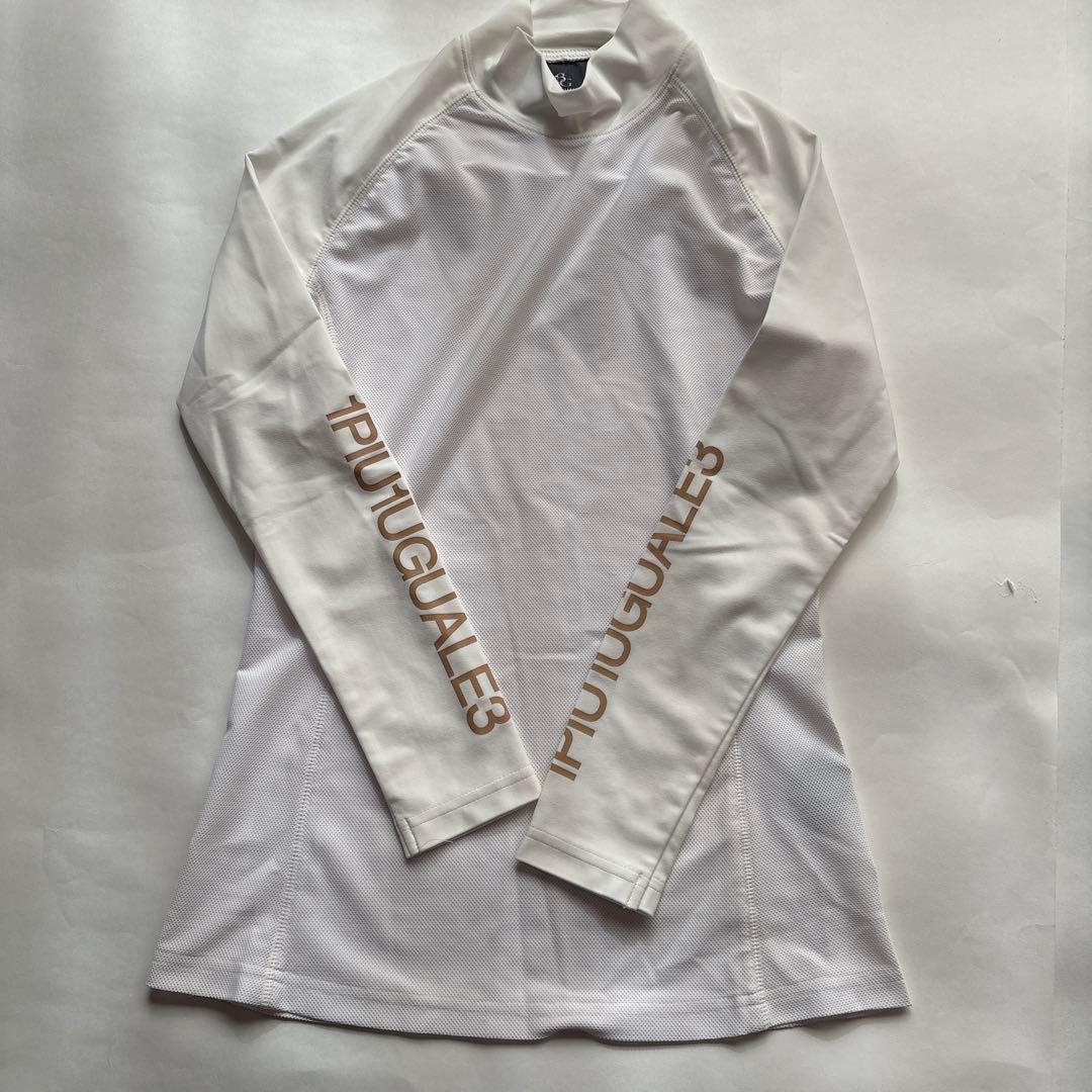 1PIU1UGUALE3 ウノピゥウノウグァーレトレSアンダーシャツUVインナー