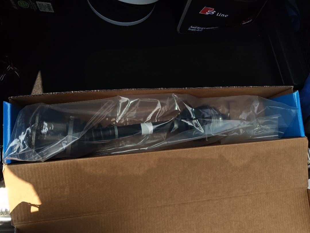 SKF フロントドライブシャフト アウディ用未使用品