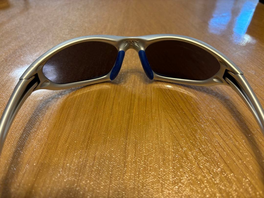 値下げ　オークリー　スポーツサングラス シルバー/青