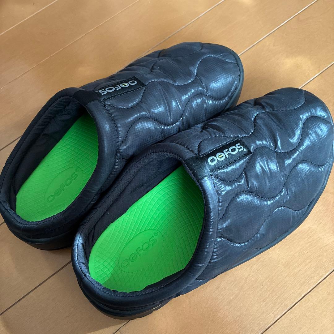 OOFOS ウーフォス OOcOOzie ウークージー　M7 26㎝