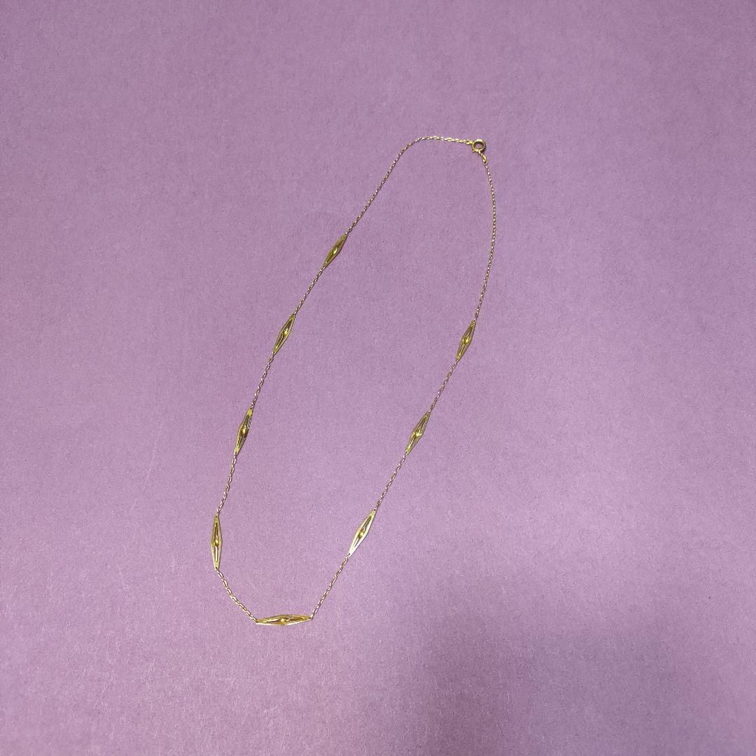 ゴールド　ネックレス　チェーンと装飾付き　刻印無し　２．２g