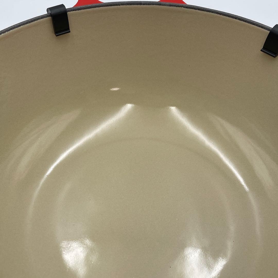 美品　LE CREUSET マルミット　22cm チェリーレッド 両手鍋