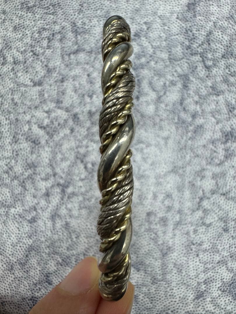 VCA ヴァンクリーフ　刻印18kt アンティーク　ヴィンテージ　ねり　バングル