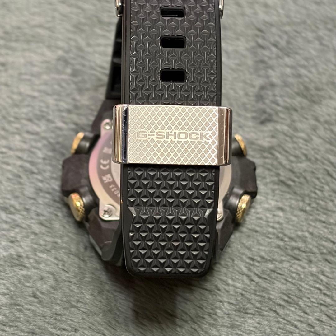 G-SHOCK 電波ソーラー 永遠の蛇 GST-B400CX-1AJR