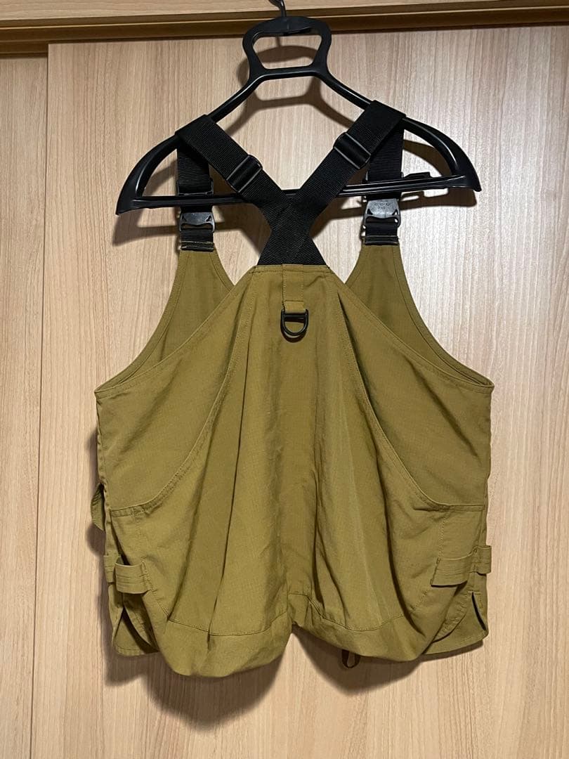  Peak TAKIBIベスト Mサイズ カーキ