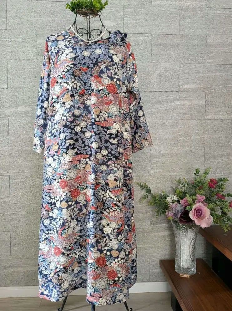 A267着物リメイク辻が花柄Aラインワンピース★リボン・ブローチ