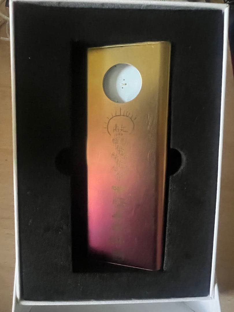 ロゴストロン　neten ニギ