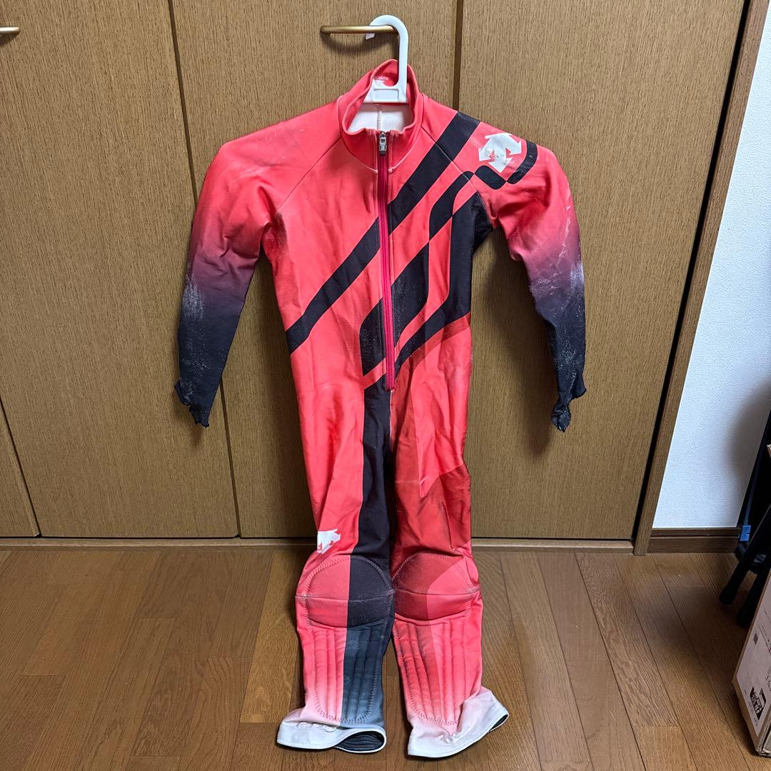 DESCENTEスキー用ワンピースMサイズ