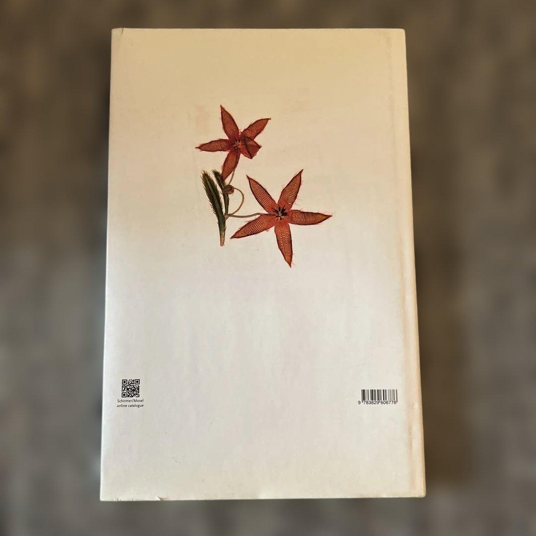 アート・デザイン・音楽 FLORA by Nick Knight