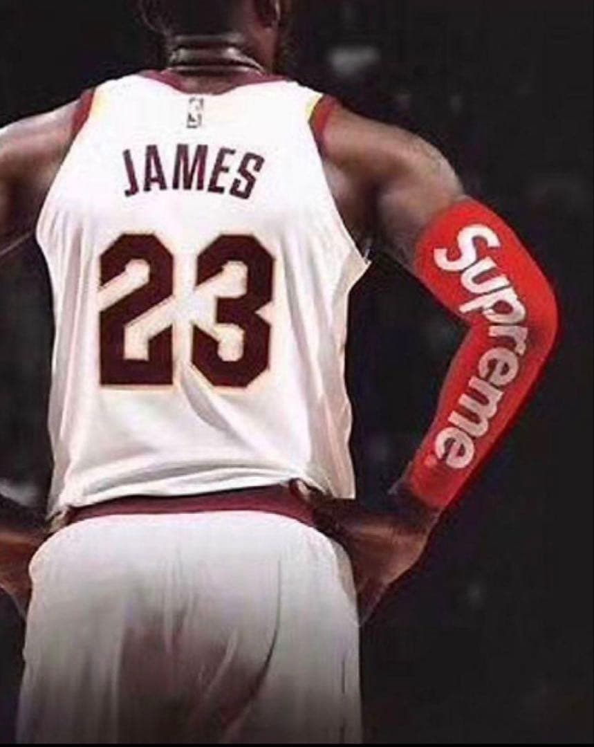 【有名人着用‼️】Supreme NIKE NBA Shooting Sleeve