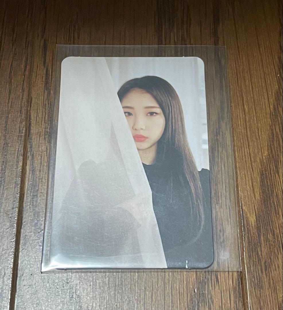 LOONA ヨジン　トレカ　loossemble 今月の少女　ARTMS グッズ