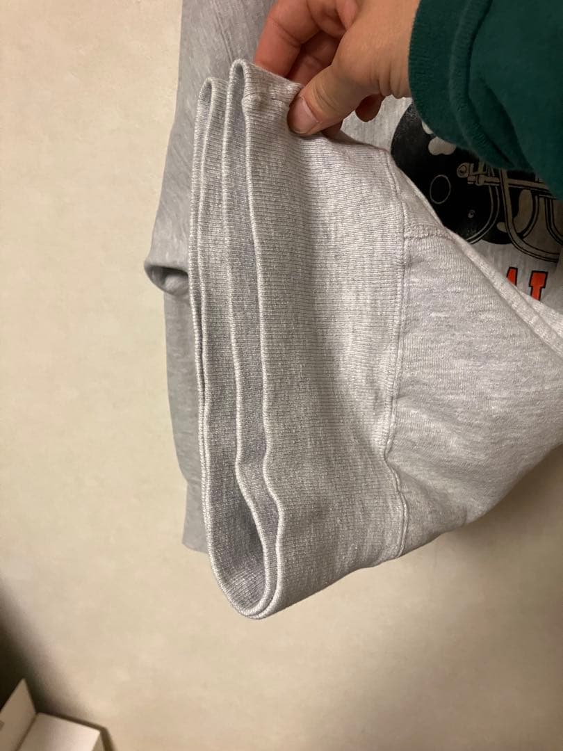 タグ無しチャンピオンリバースウィーブ　トレーナー3段プリント グレー