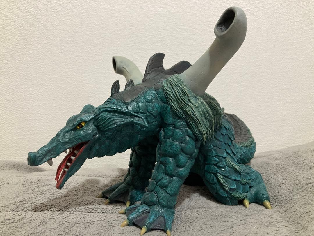 ウルトラマン　大怪獣シリーズ　レオゴン