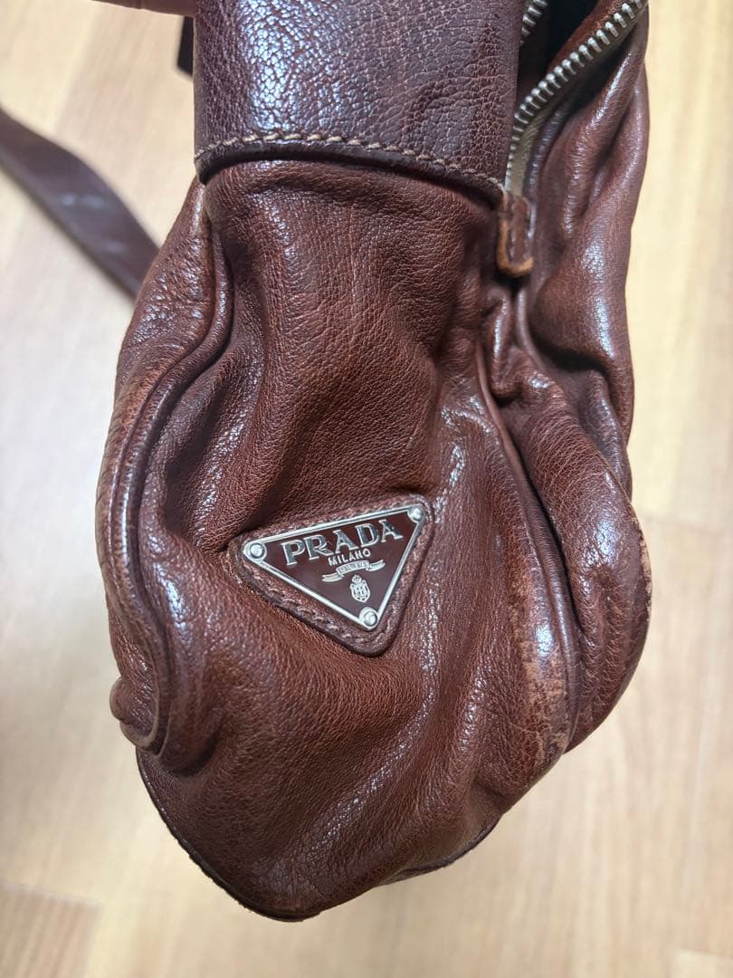 レア PRADA ウオッシュドレザー ショルダーバッグ 茶 ヴィンテージ メンズ