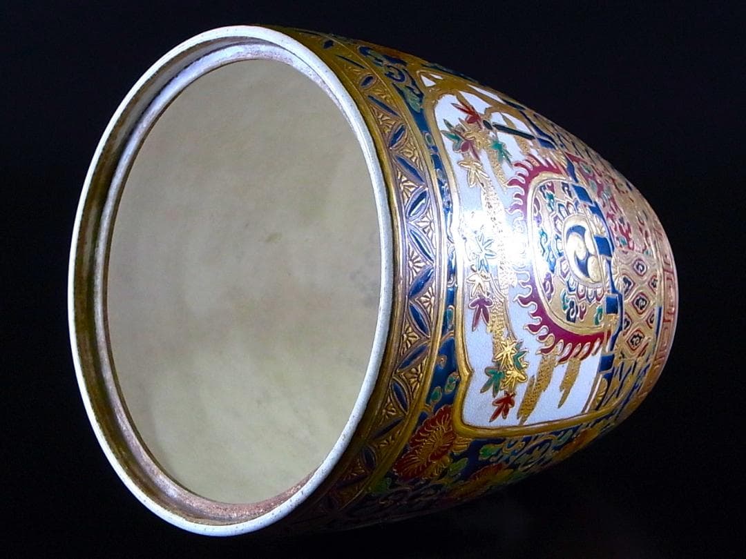 【 E878 】 超別格品　明治期本筋最高峰の献上薩摩焼　超細密盛上金彩絵付水指