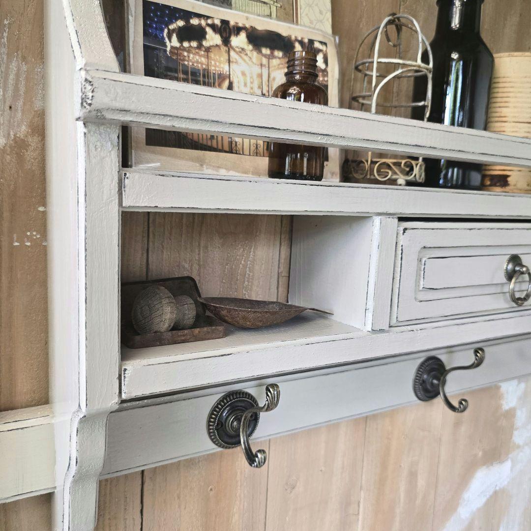 フレンチアンティークシャビー壁掛けシェルフ　ワイド700 モール 引き出し