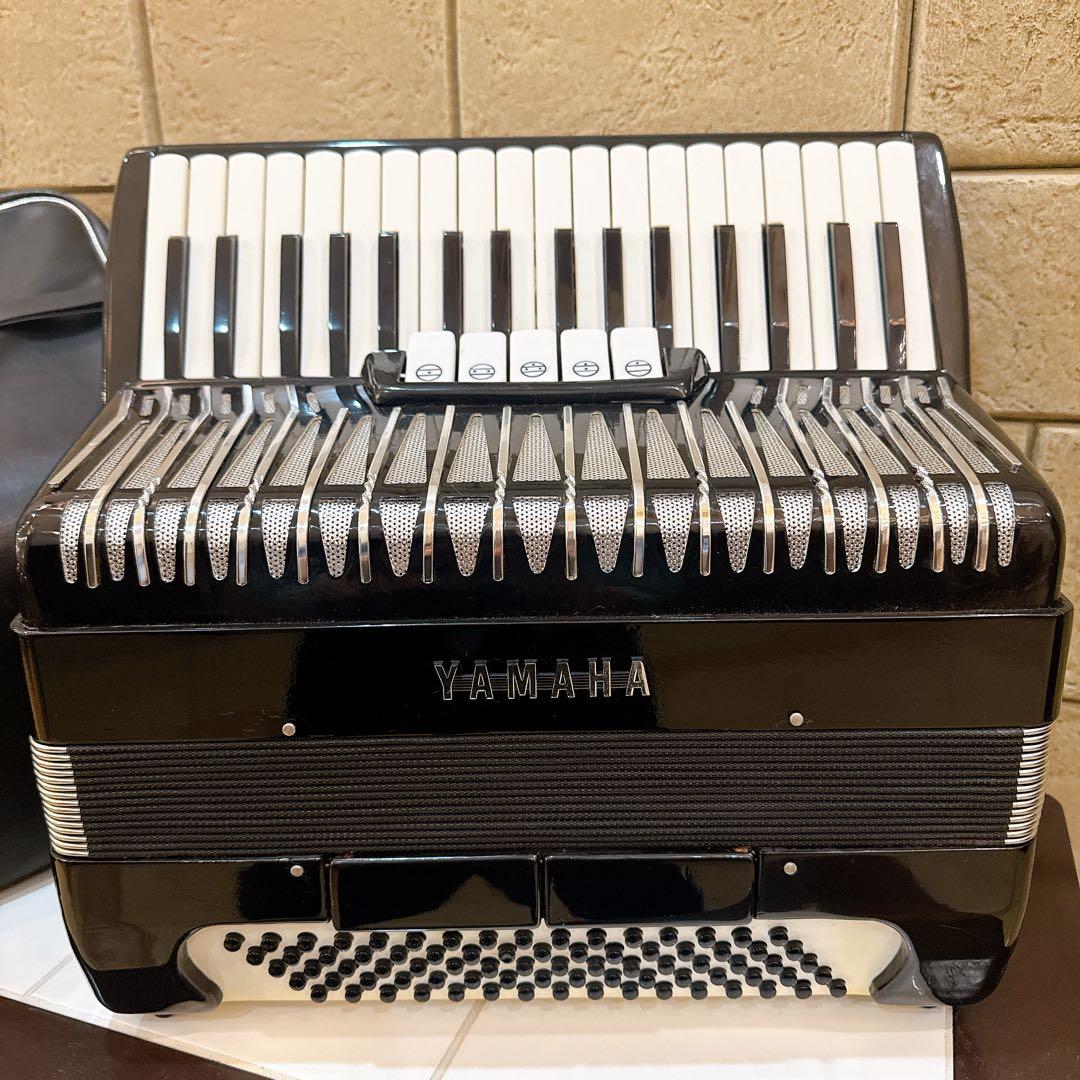 専用 YAMAHA ヤマハ YA-80 アコーディオン 音良好 純正ケース付