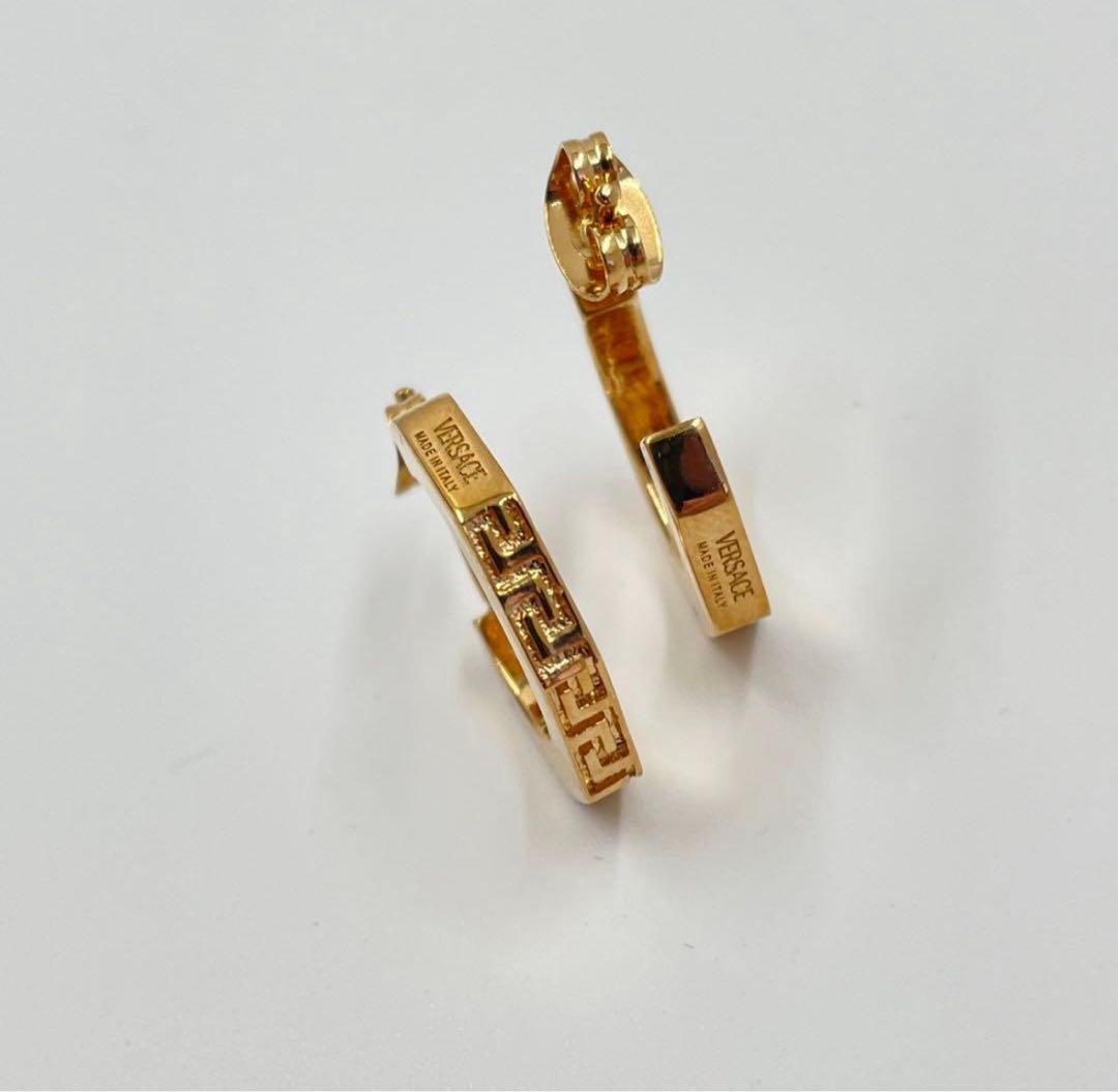 VERSACE /ヴェルサーチェ　グレカ ピアス フープ ゴールド 箱なし