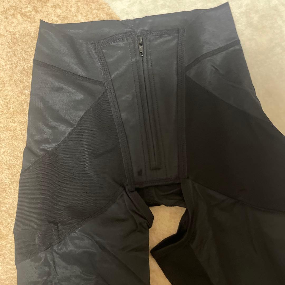 【SBC湘南美容クリニック　脂肪吸引】【新品未使用】アミュレット　着圧レギンス