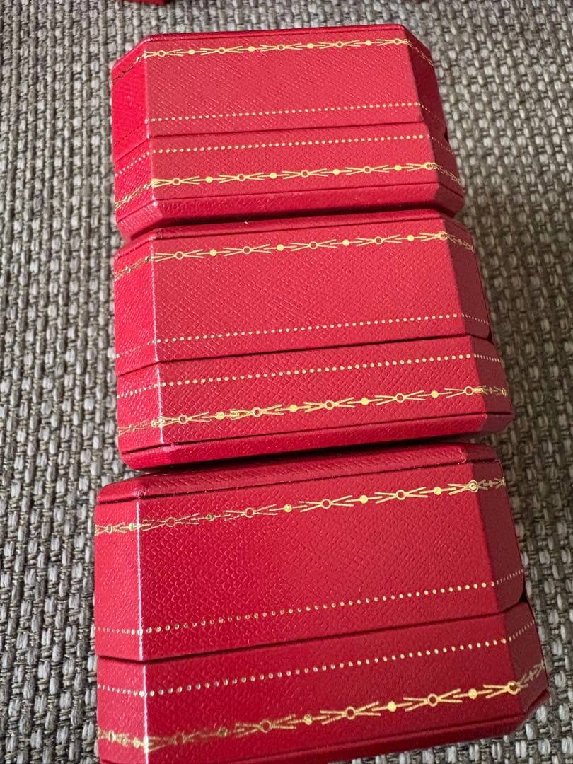 現行品　美品カルティエ　ピアス　イヤリング　空箱　ケース　3セット