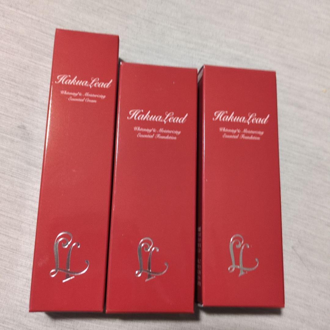 ハクアリード リキッドファンデーション 　エッセンシャルクリーム