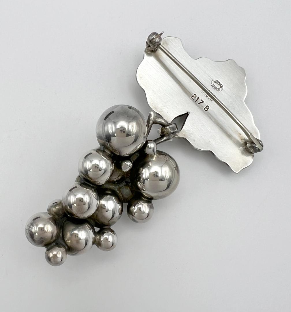   ムーンライト グレープ ブローチ シルバー925