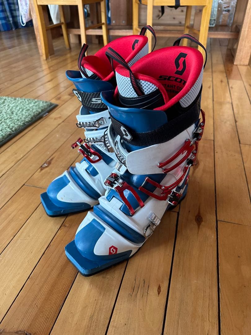 テレマークスキーブーツ、Scottスコットのsynergy シナジー２８cm