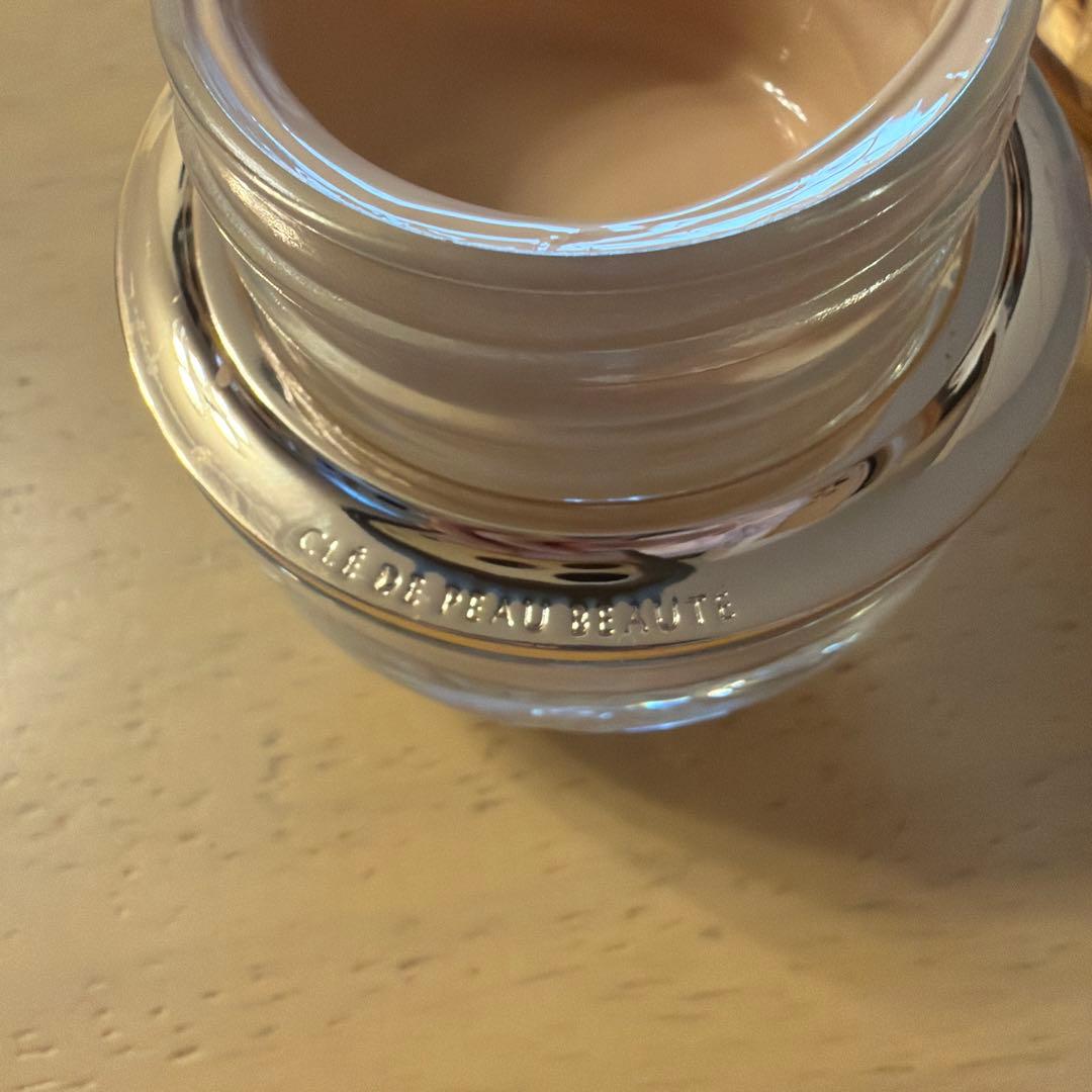 クレ・ド・ポー ボーテ クリームファンデーション オークル00