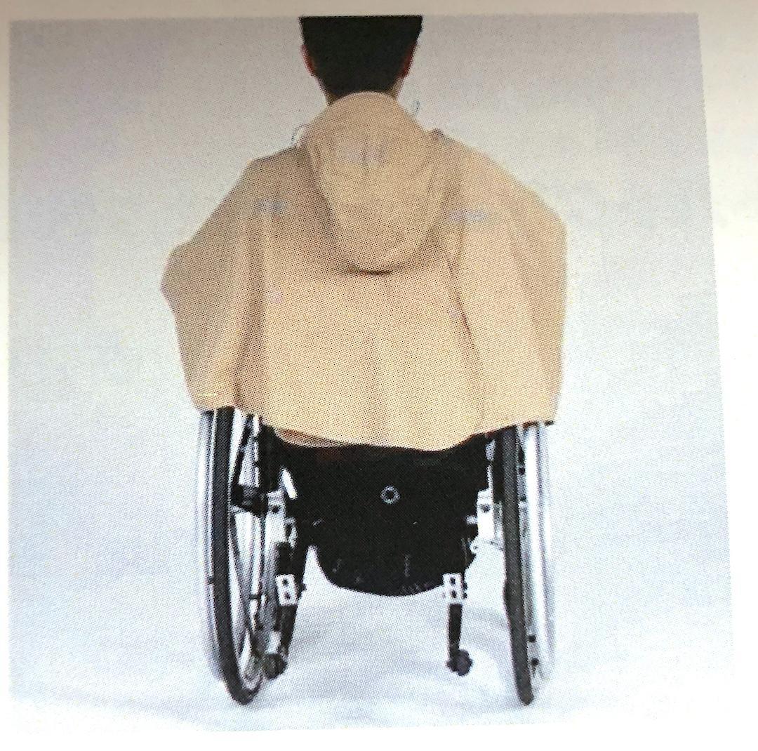 新品⭐️グッドデザイン賞★ケアウィル 車椅子用レインコート ジャケットのみ！　黒