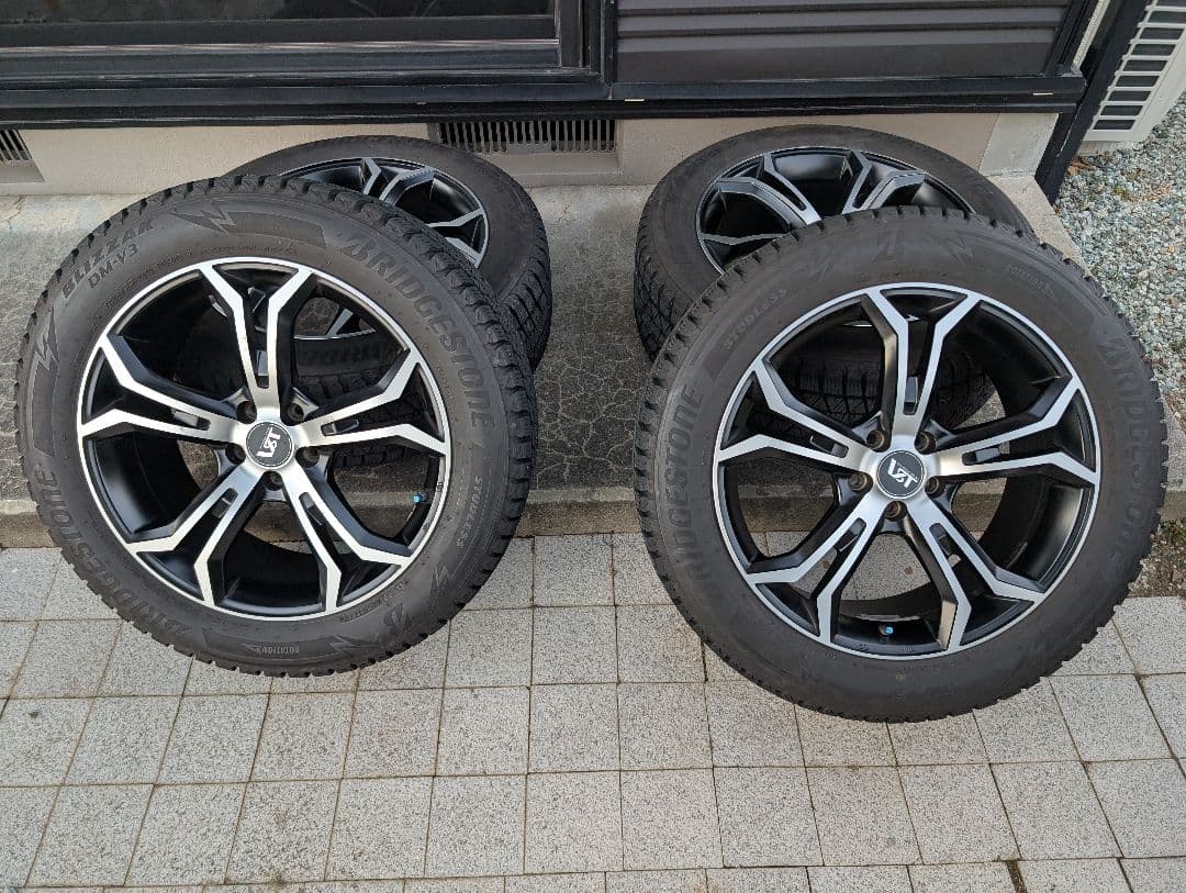 235 / 55 R19 スタッドレス　タイヤホイールセット