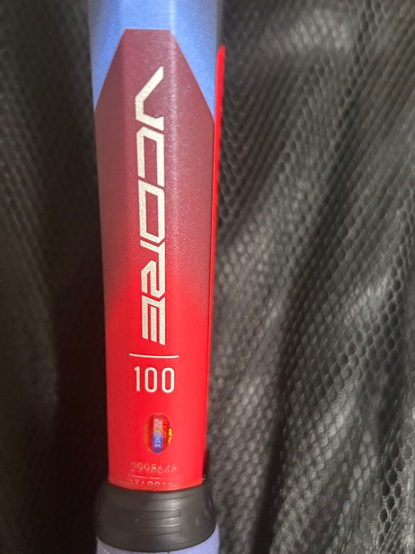 YONEX VCORE 1002024年モデル