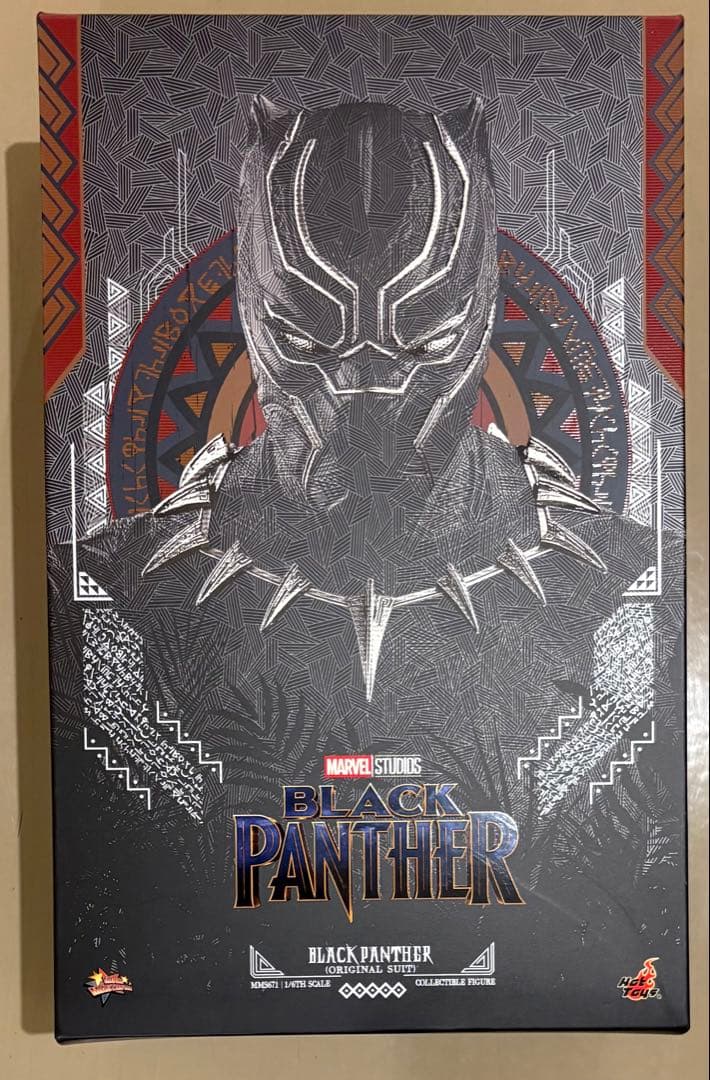 ホットトイズ　ブラックパンサー　オリジナルスーツ