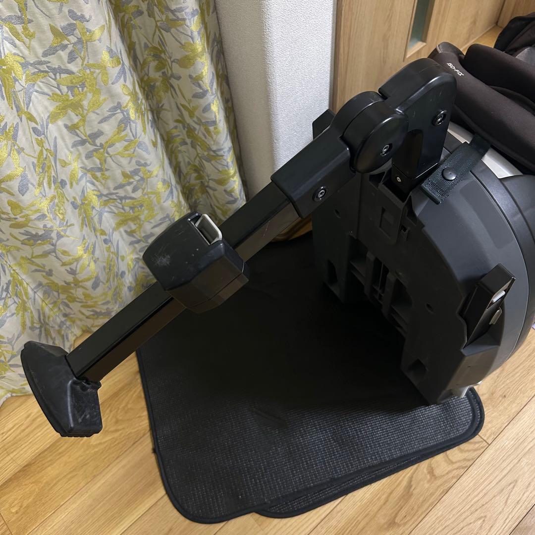 combi クルムーヴスマート　isofix 回転式　JG-650 ブラウン