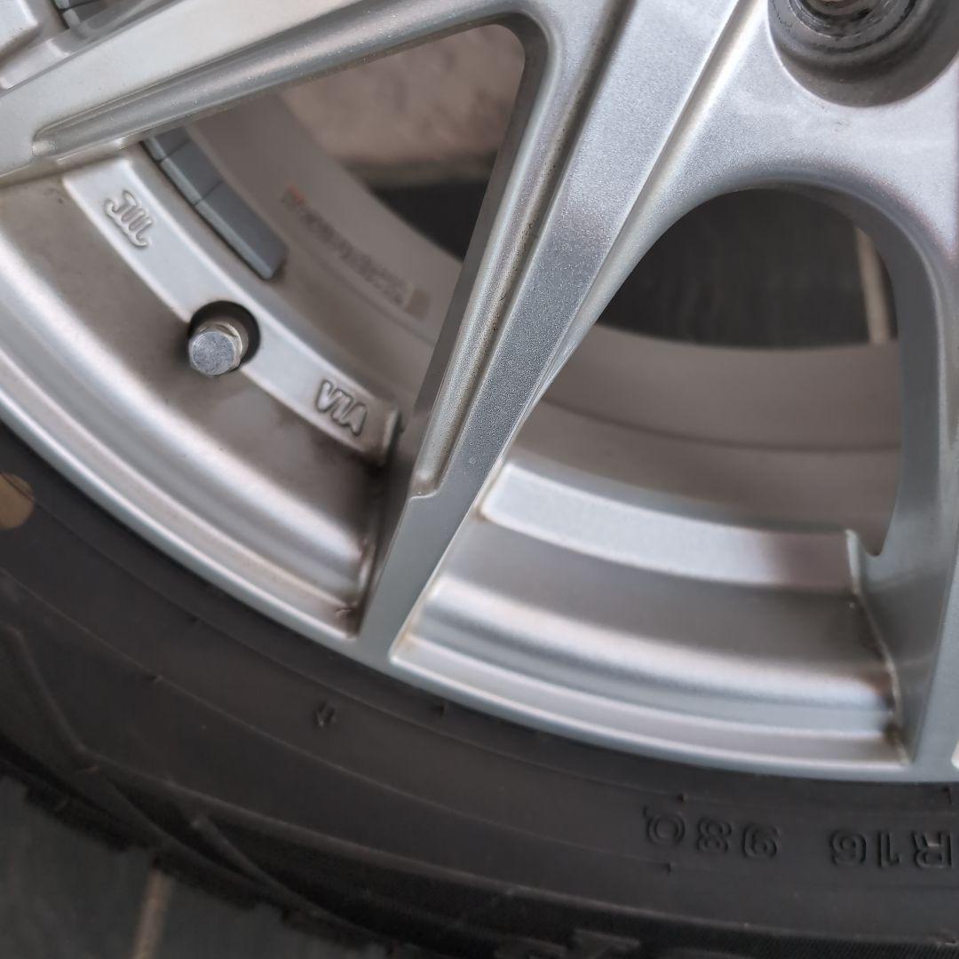 ストレンジャーアルミホイル215/65R16 980 5穴　スタッドレスタイヤ付