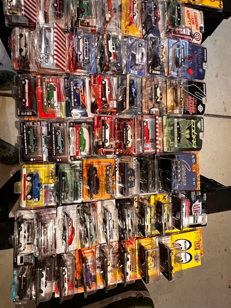 ミニカーまとめ売り　68台