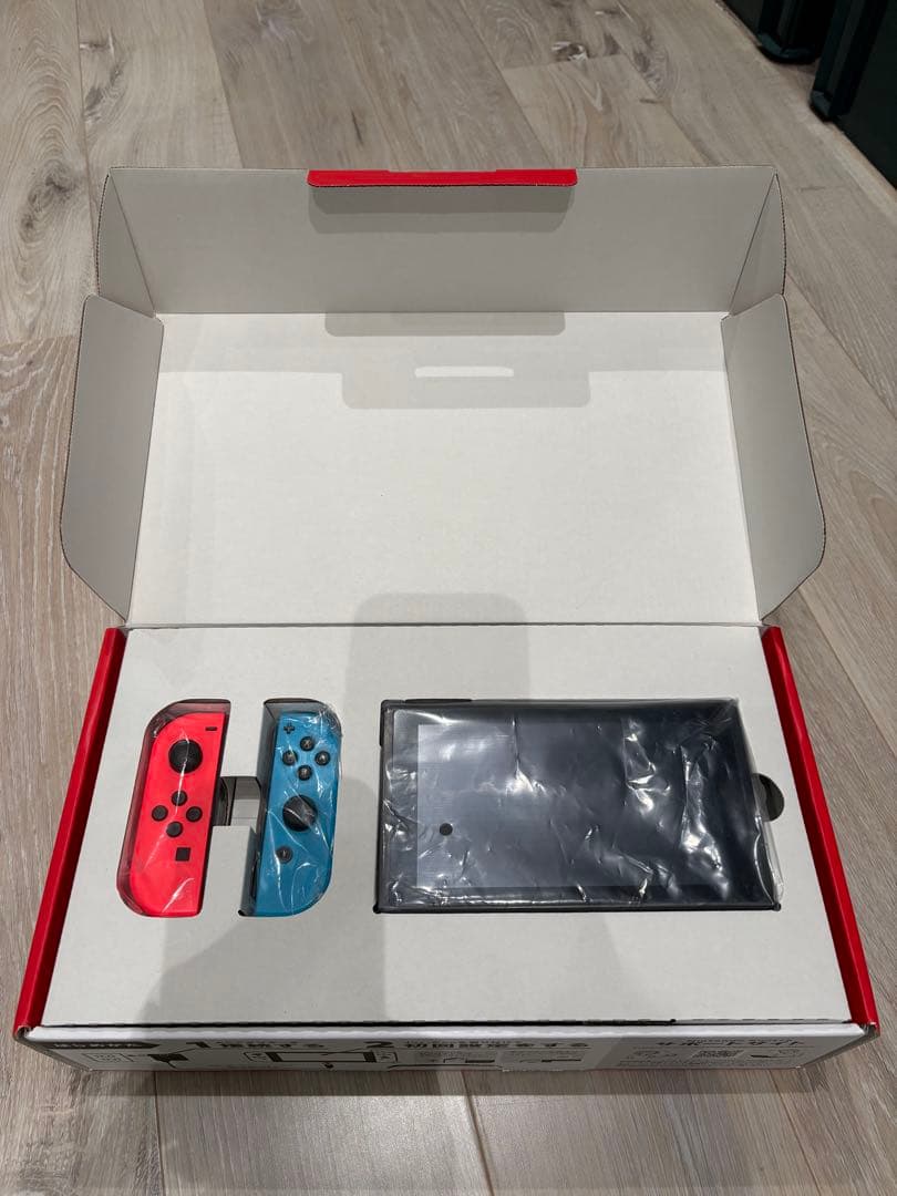 任天堂 Switch 本体 箱付き 付属品全て有り オーダー品 おまけ付❗️初期型