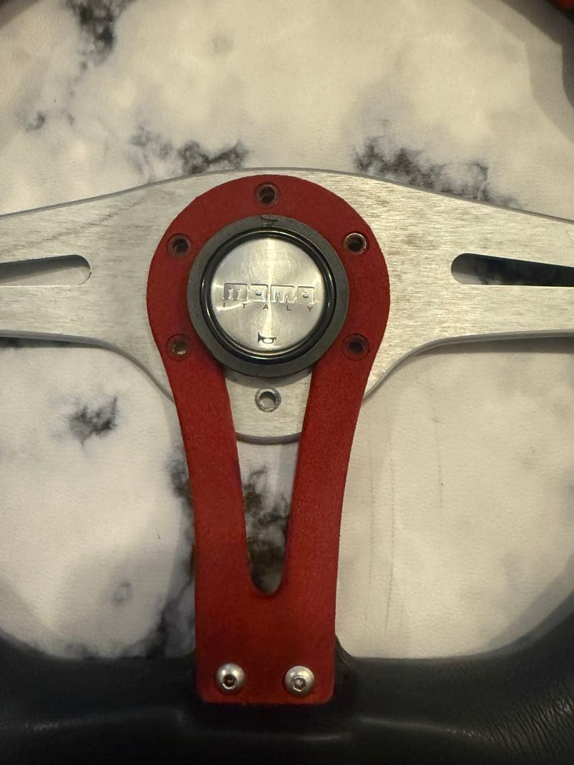 momo ステアリング　モモ　ハンドル　D型