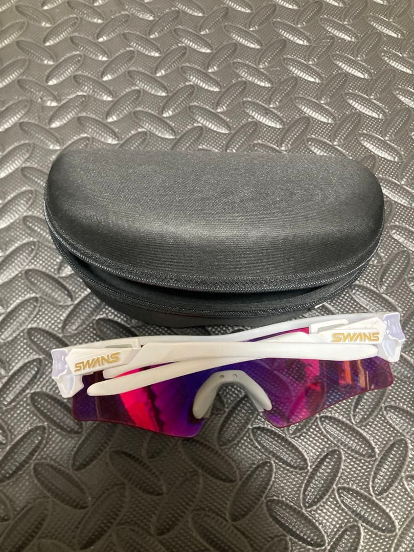 スワンズ　SWANS サングラス ケース付き