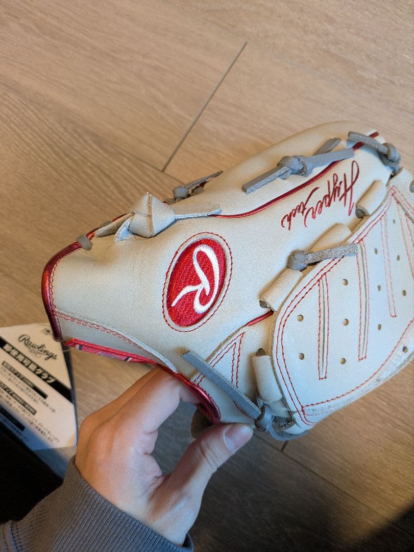 未使用 Rawlings GRAFFITI 軟式用グローブ 左投げ用