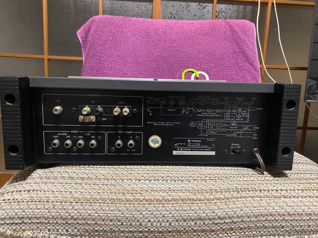 ラジオ・コンポ TRIO FM Stereo Tuner model 700