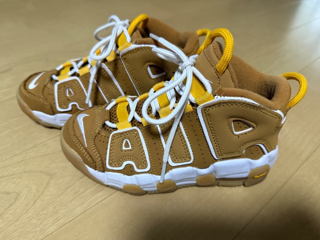 海外購入「美品」Nike AIR MORE UPTEMPO 19cm
