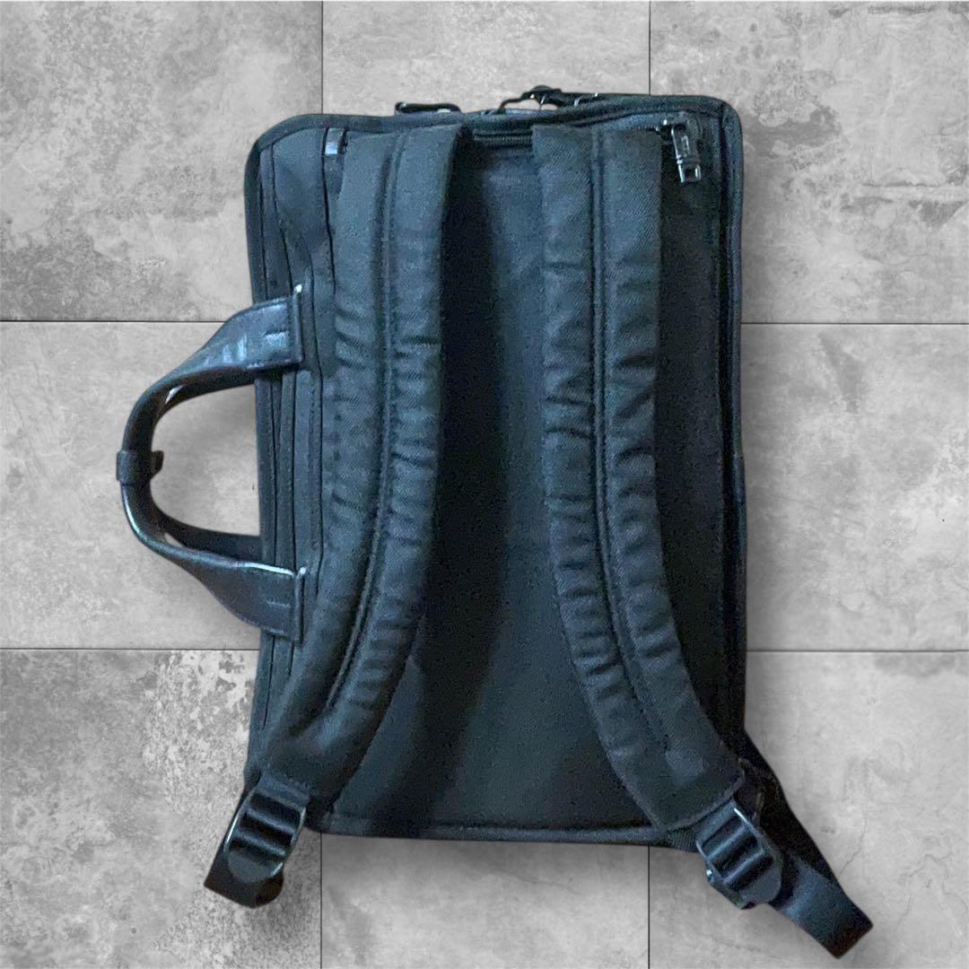 TUMI ナイロン.レザー　ビジネスバッグ　リュック　 3way A4収納　黒