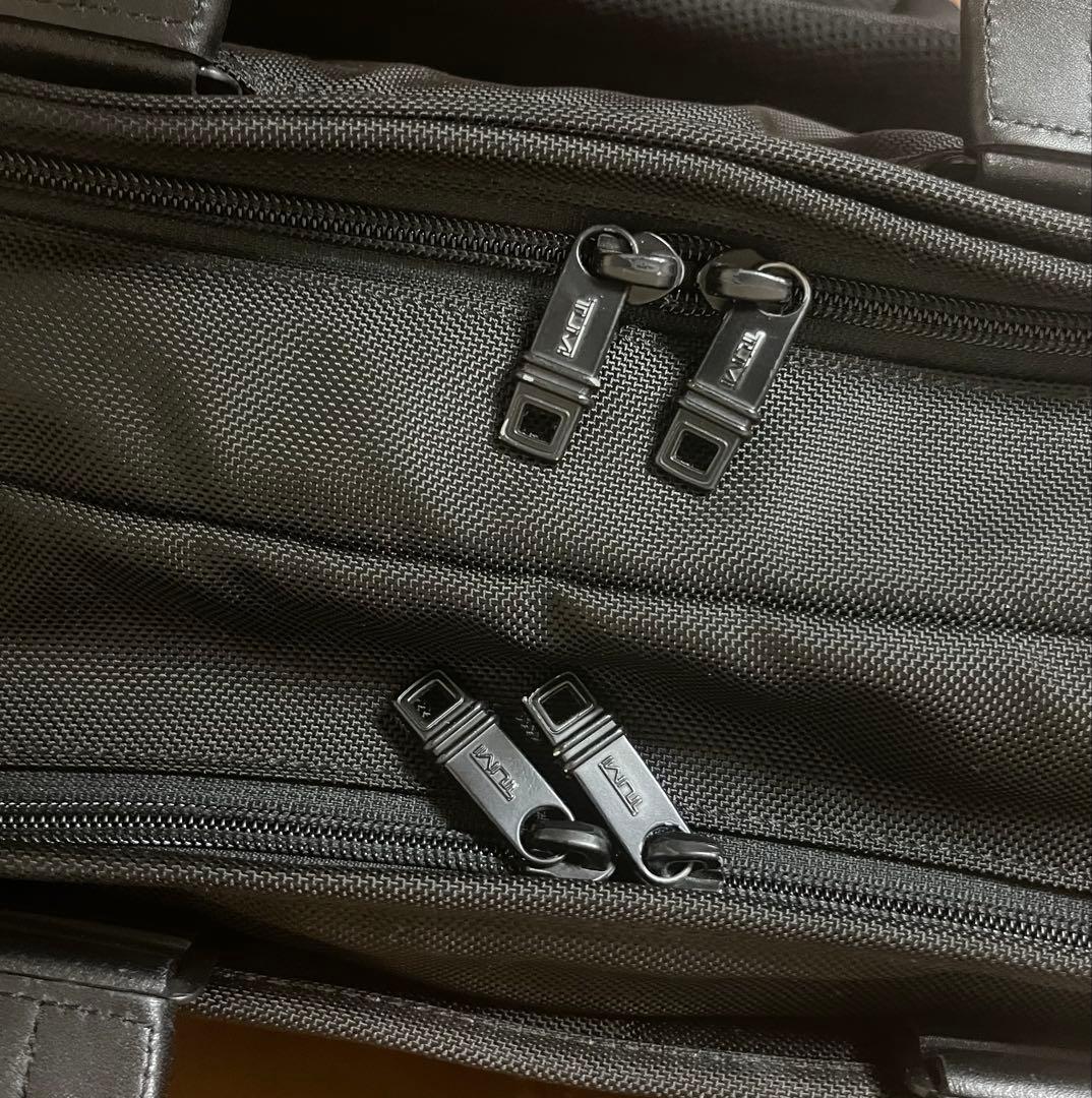 TUMI ナイロン.レザー　ビジネスバッグ　リュック　 3way A4収納　黒